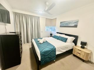 Diamond Beach 24 - Gold Coast - 3