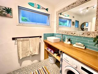 Two Apartments SALT & SAND at Lazy Days on Shaws Bay - 150m to Shaws Bay - East Ballina - 2