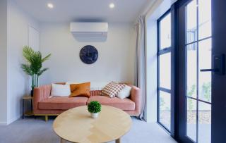 Modern Townhouse, Prime Location, Carpark - 7