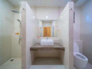 3Elegant 4BR Villa with Pool - 5