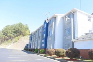 Microtel Inn & Suites by Wyndham Norcross - Norcross - 8