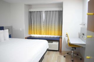 Microtel Inn & Suites by Wyndham Norcross - Norcross - 5