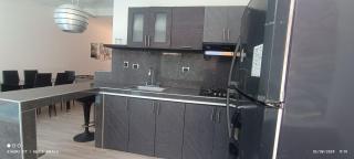 Casa con piscina - 1