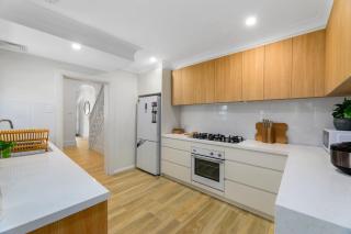 Tranquil 4BR3BA Harborside Retreat by Palm&Vine - Sydney - 4