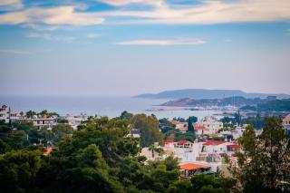 Vouliagmeni Getaway Bay View Apartment - Athens - 4