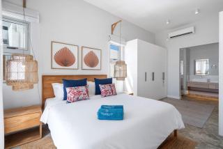 Aqua Serena - Luxury Beachfront Penthouse - Grande Gaube - 9