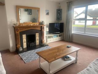 Portballintrae 3 bedroom cosy coastal bungalow - Portballintrae - 8