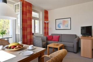 Ferienwohnung-9-in-Sellin-auf-Ruegen-Villa-Celia-6-Pers-WLAN-Sauna-200-m-vom-Strand-entfernt - Ostseebad Sellin - 7