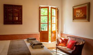 Independent cottage with heated pool - 3