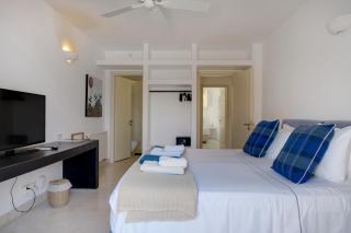 Blueros - Main Villa - 8