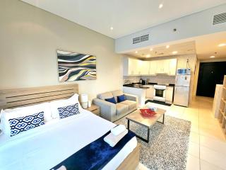 Studio near JBR Beach with Huge Balcony - Harbour views - 0