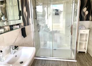 Seabank House Hotel - 1