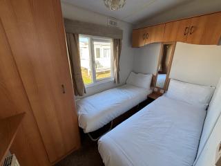 Sherwood 307 - Golden Palm, ramped veranda, central heating, bed linen, WiFi - Meadow Lakes Caravan & Lodge Hire - Chapel Saint Leonards - 5