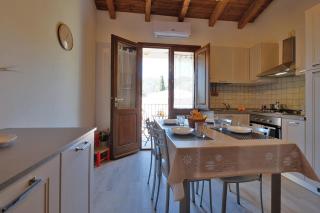 Dimora Rossa sulla casa baronale - Teulada - 1