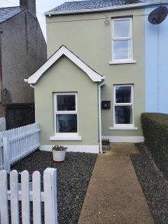 New to 2024 Cosy Beach Home - Castlerock - 1