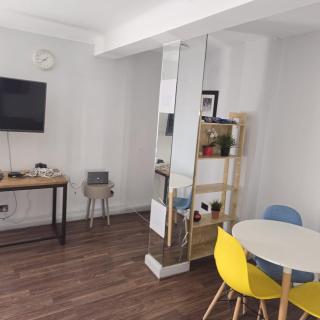2 bed flat in London - Londra - 3