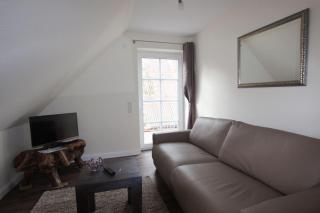 Noor-OG-mit-Studio-Nr-4 - Haby - 0