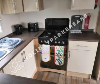 Coastal Haven - 3 Bedroom by Main Complex, West Sands, Seal Bay - Selsey - 8