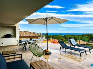 CONILL - Espectacular chalet moderno con piscina - Pals - 2