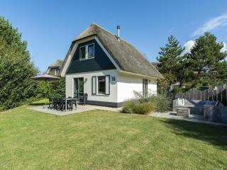 Beachside villa with garden by Belvilla - Julianadorp - 1