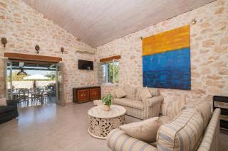 Villa Ilios by Villa Plus - 7