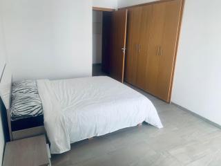 Appartement avec une Chambre, Salon, Salle de Bain et Piscine - 9