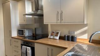 2 BD House, near City Center - 6