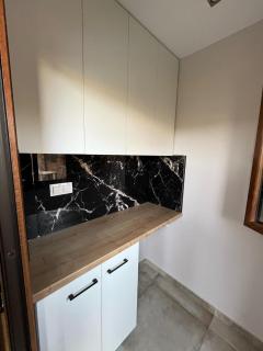 Victoria's Apartments - 7