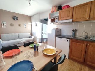 Mountain Retreat in Hautes-Alpes with Stunning Views - Orcières - 4