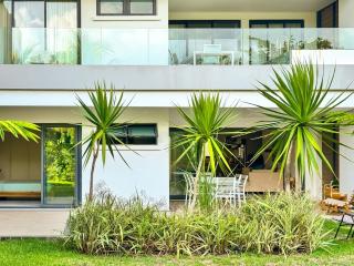 Modern 3BR Apt, River and Pool Oasis, Mauritius - Rivière Noire - 3