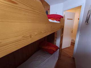 Studio rénové 2* avec coin montagne, 4-5 pers, proche pistes et commerces, village Montgenèvre - FR-1-445-32 - Monginevro - 6