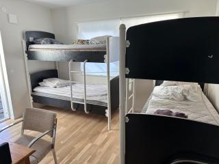 Stockholm Apartment - Sleeps 4 & Free Parking - 4