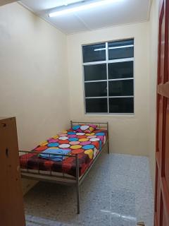 Qc HOMESTAY JINTAN- Bukan Islam Pemilik - Pasir Mas - 1