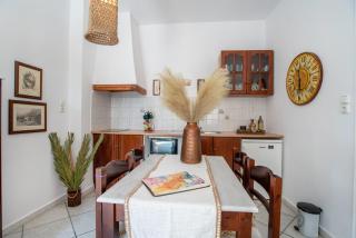 Sunrock Suites - Villa Gerani - Stelida - 6