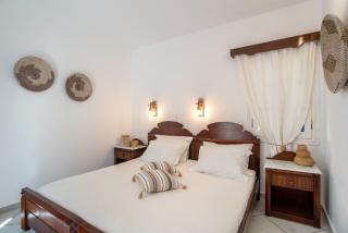 Sunrock Suites - Villa Gerani - Stelida - 2