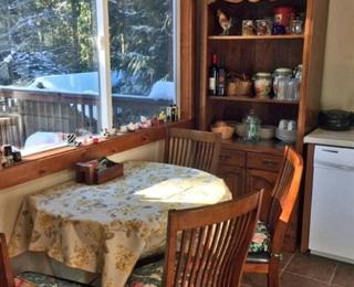 Cozy Forest Cabin for Eight Guests near Olympic National Park in Washington - 9