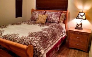 Cozy Forest Cabin for Eight Guests near Olympic National Park in Washington - 5