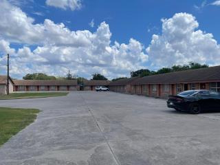 Lakeside inn & suites by OYO Mathis I 37 - Mathis - 5