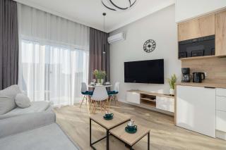 Cozy Studio with River View Spadochroniarzy with Parking & SPA by Noclegi Renters - Dziwnów - 5