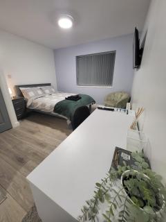 Prime Retreats - Flynn House - Birmingham - 4
