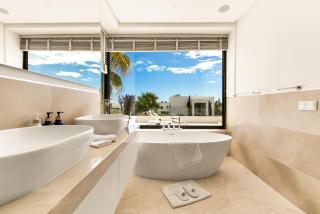 Villa Aurora - Marbella - Contemporary villa in New Golden Mile - Estepona - 3