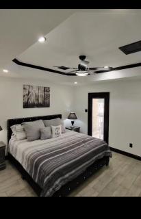 Houston's Luxury home! - 8