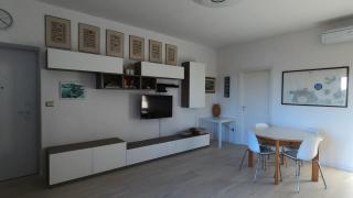 Casa Izzo, trilocale con terrazza e parcheggio privato - La Maddalena - 8