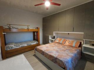 Casa Izzo, trilocale con terrazza e parcheggio privato - La Maddalena - 3