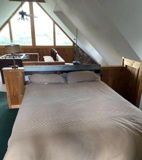 Pet-Friendly Cabin North Carolina, for Fun Weekend Getaways from Charlotte - Lake Lure - 7