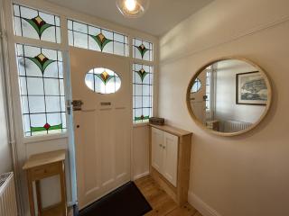 Harmonious Family Home in Westbury-on-Trym - 5