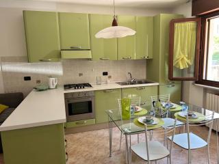 Casa Athena, ampio bilocale vicino Gardaland - Castelnuovo del Garda - 0