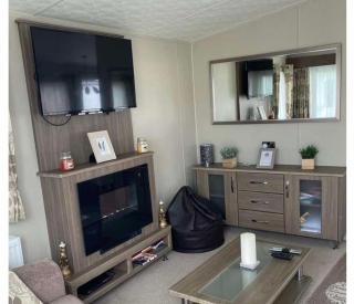 The Carnaby whitehouse - Kinmel Bay - 2
