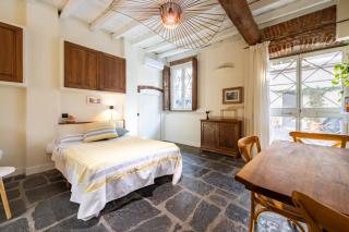 Navigli authentic charm in a historic Milan home - Milan - 2