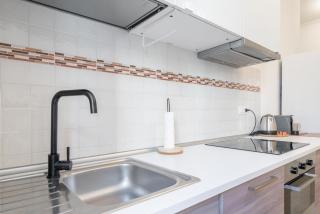 Bright and Central Flat - Metro & Station Nearby - Torino - 4